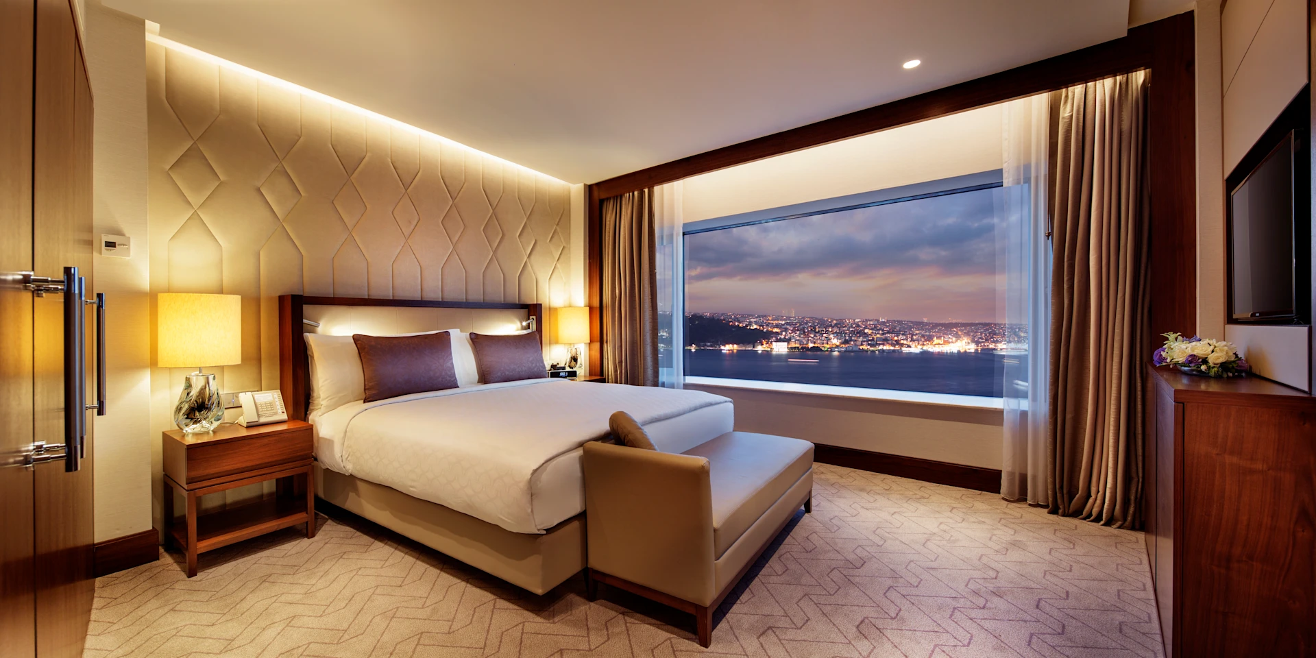 Conrad Istanbul Bosphorus — 2