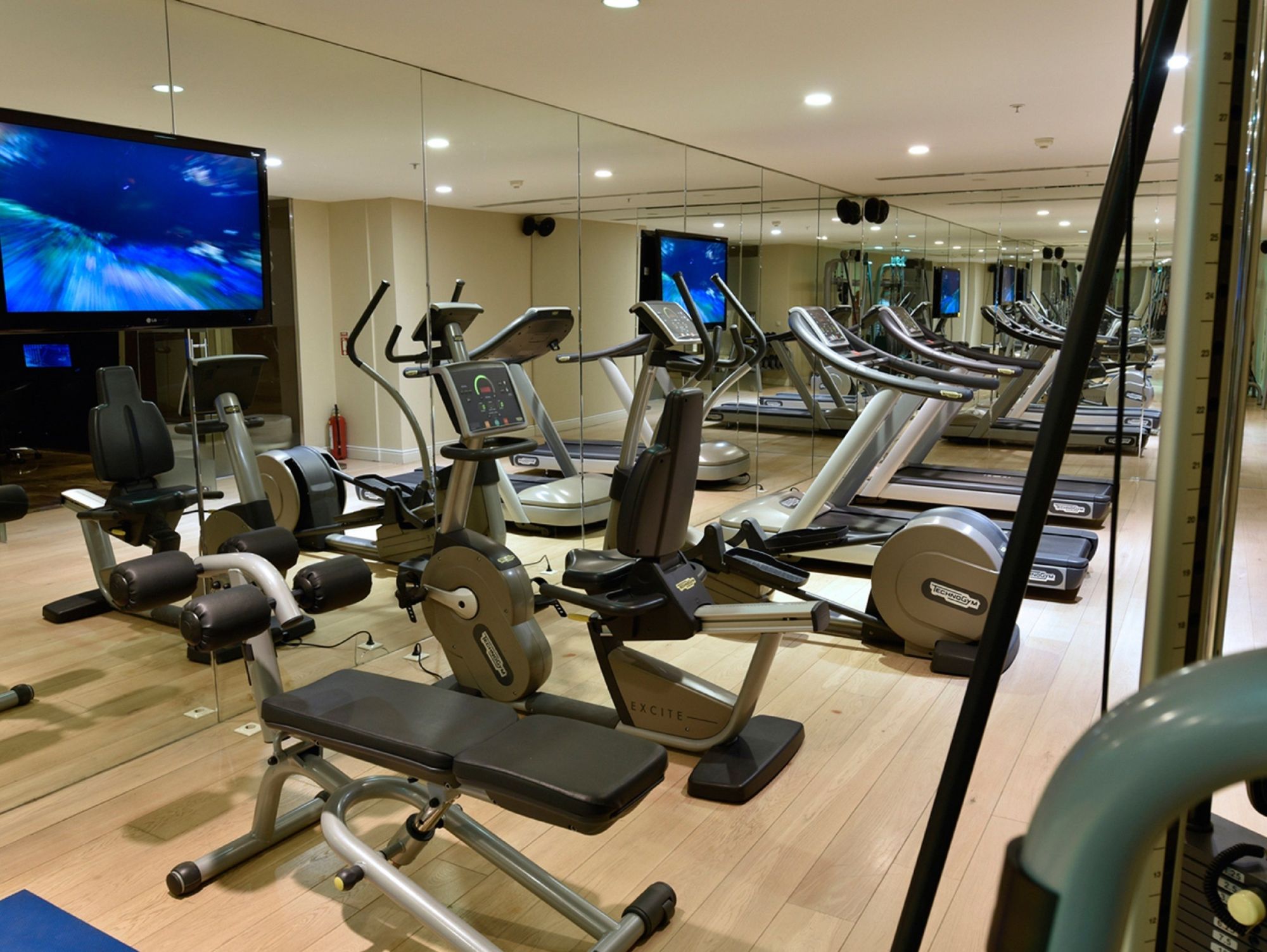 CVK Taksim Hotel Istanbul — 8