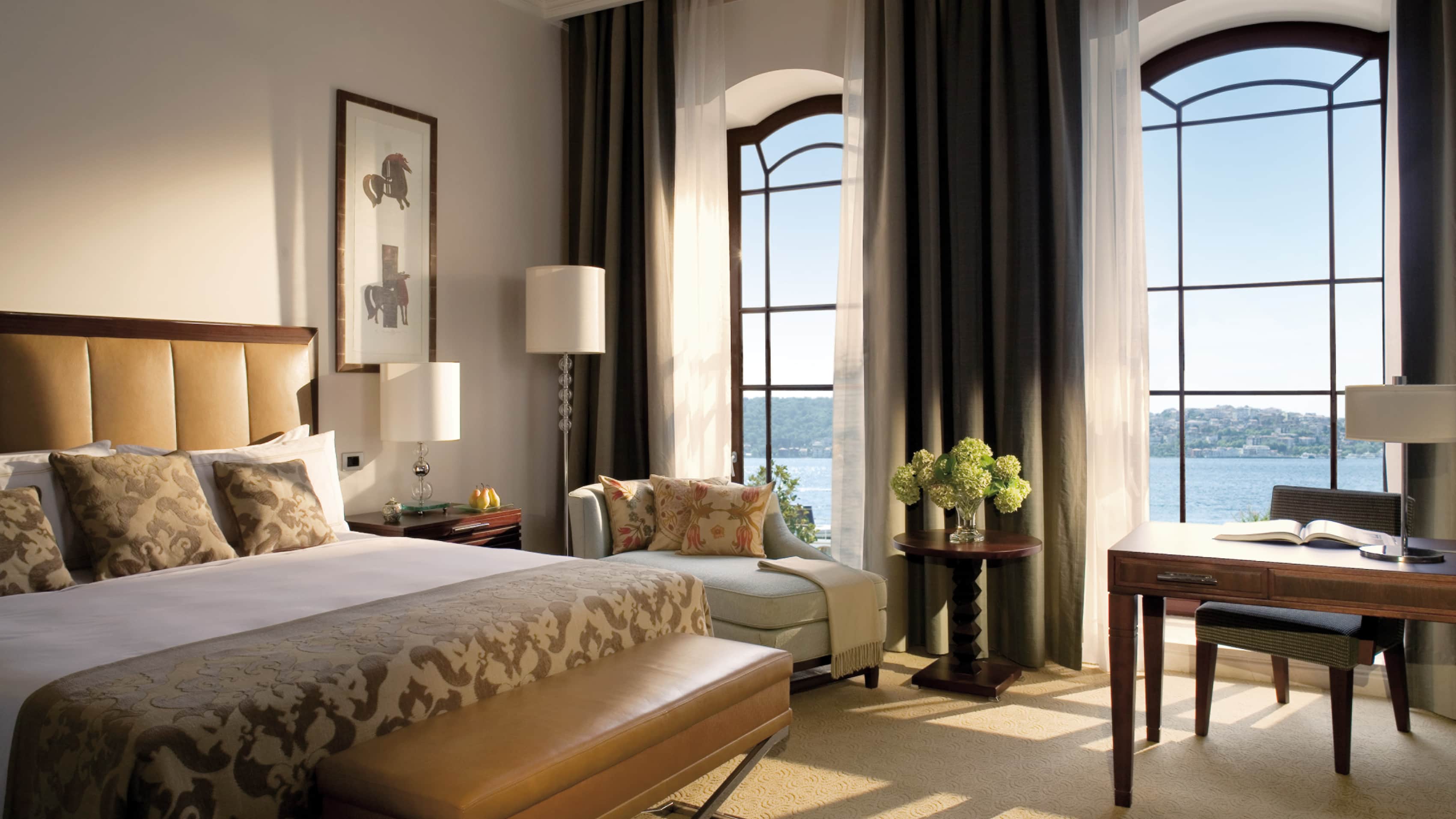 Four Seasons Hotel Istanbul at the Bosphorus — 4