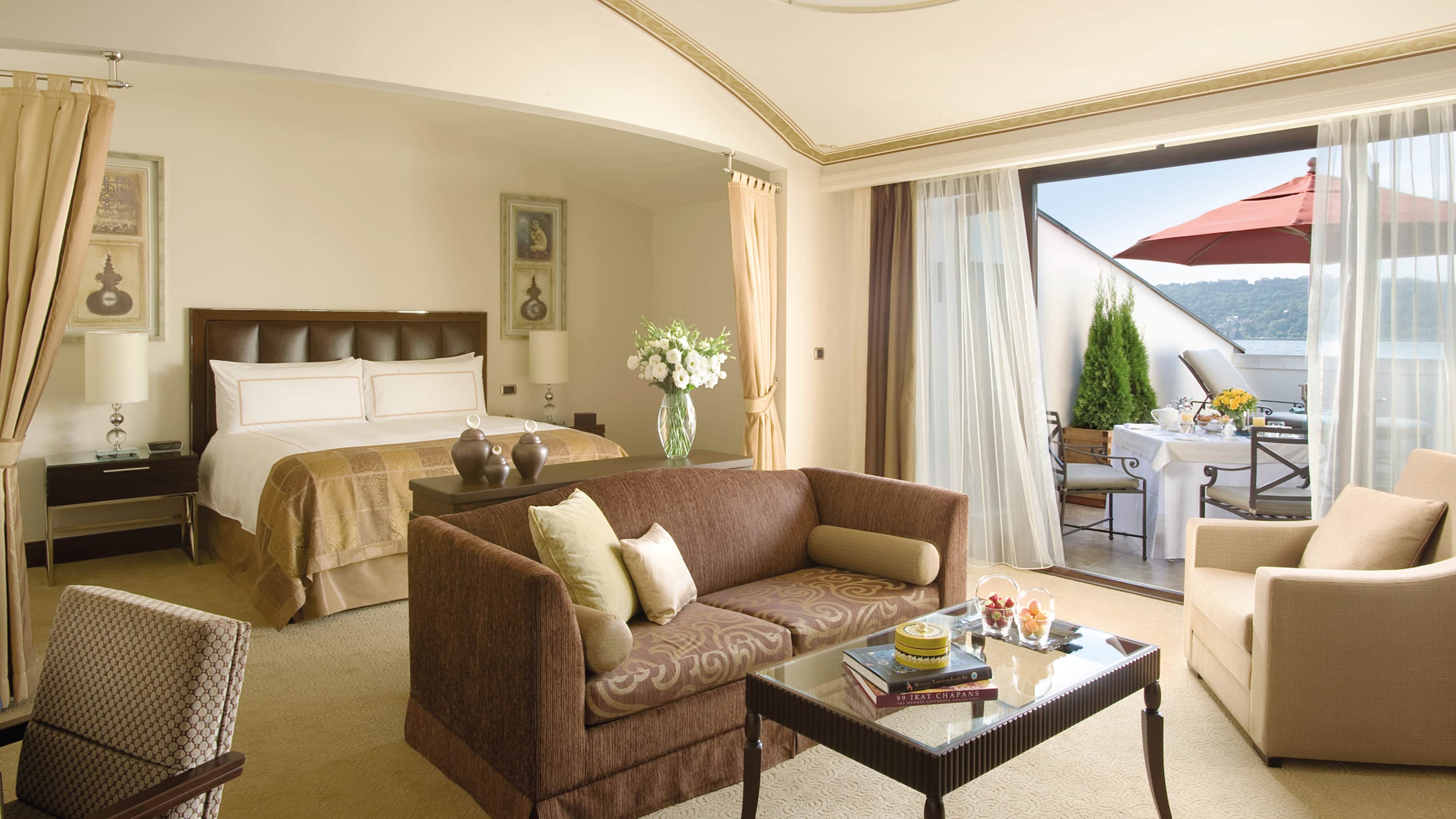 Four Seasons Hotel Istanbul at the Bosphorus — 6