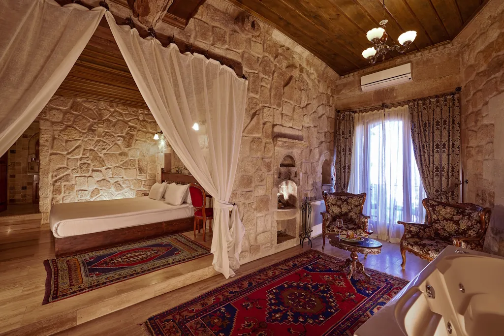 Mithra Cave Hotel — 2