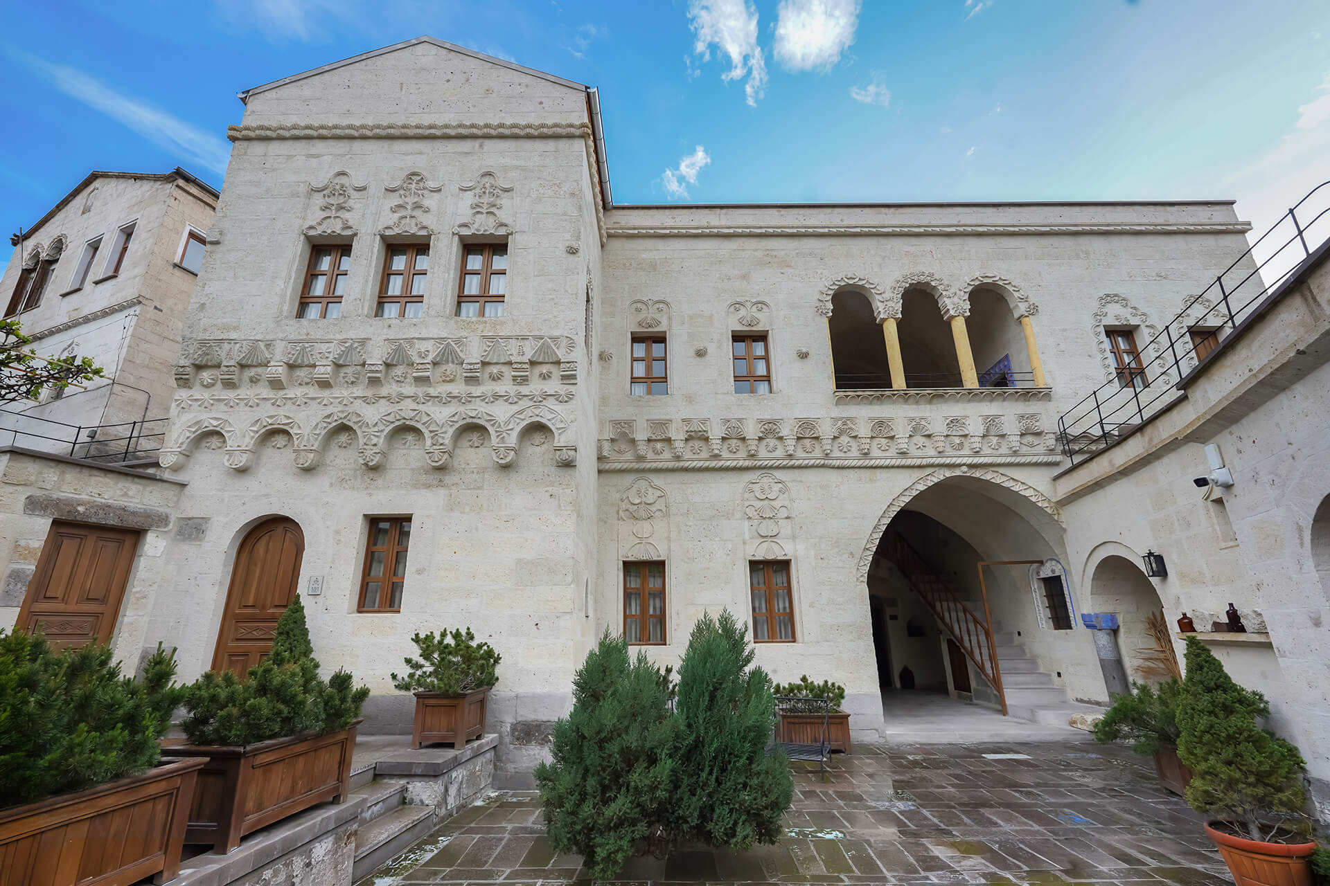 Sinasos Evleri — 2