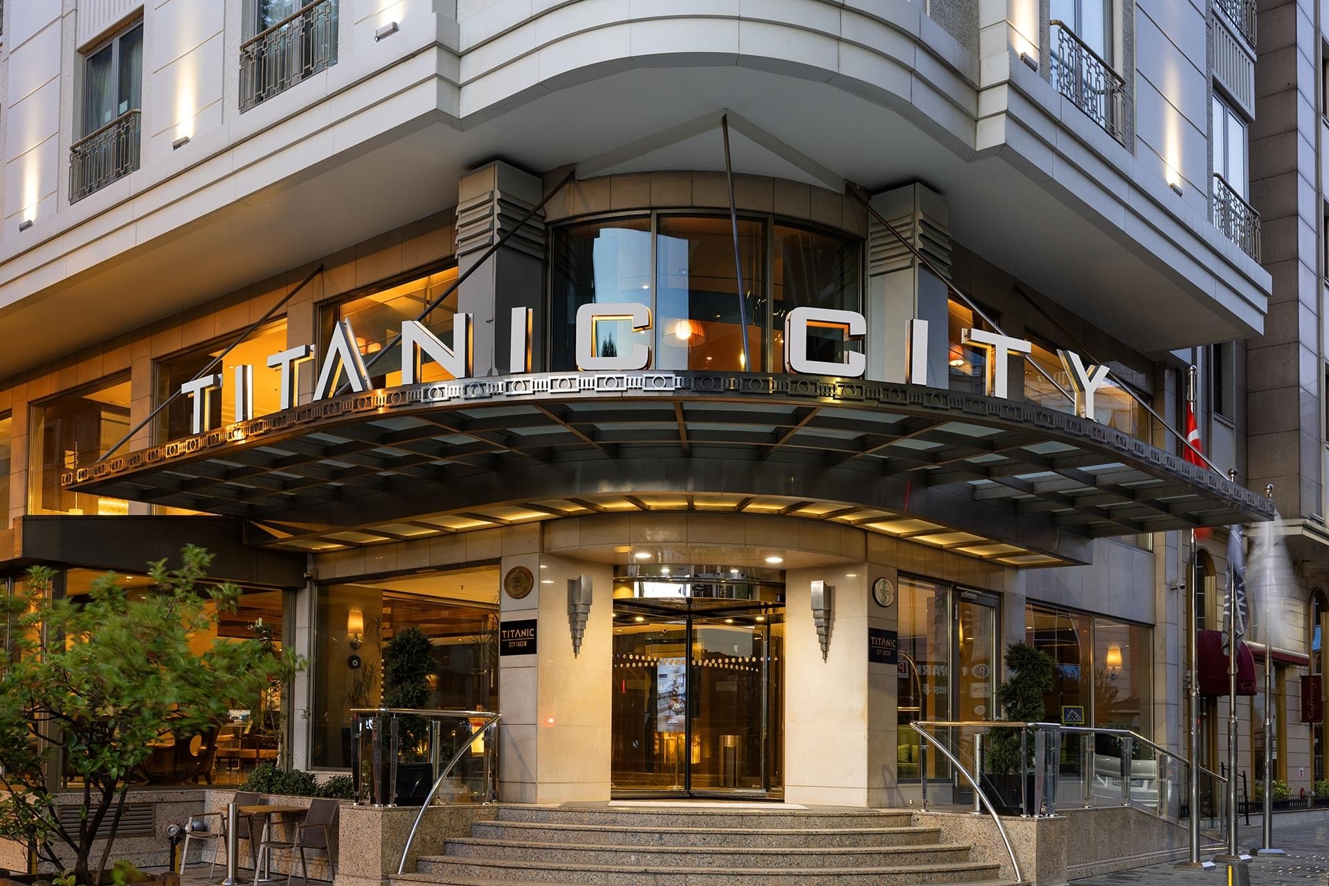 Titanic City Taksim — 2